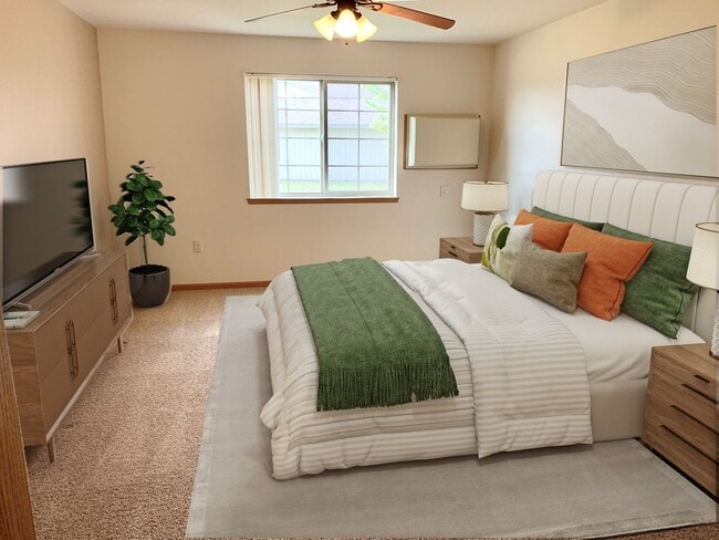 Photo - Willow Estates