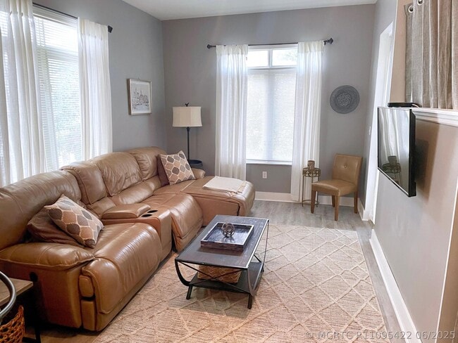 Photo - 1209 Main St Unit 209
