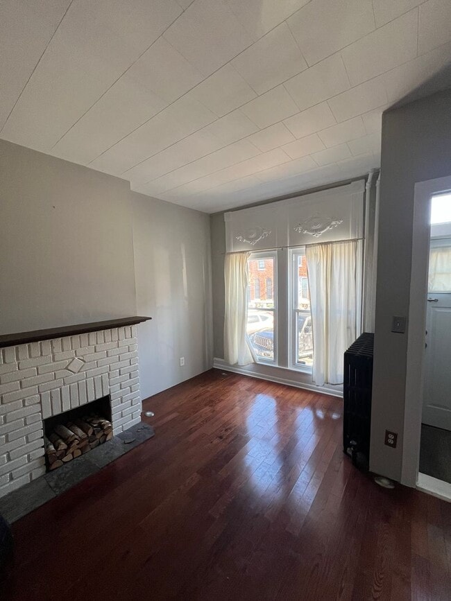 Photo - Beautiful 2 Bedroom 1.5 Bathrooms Patterson Park