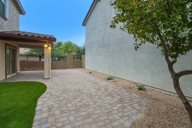 Photo - 2868 E Binner Dr
