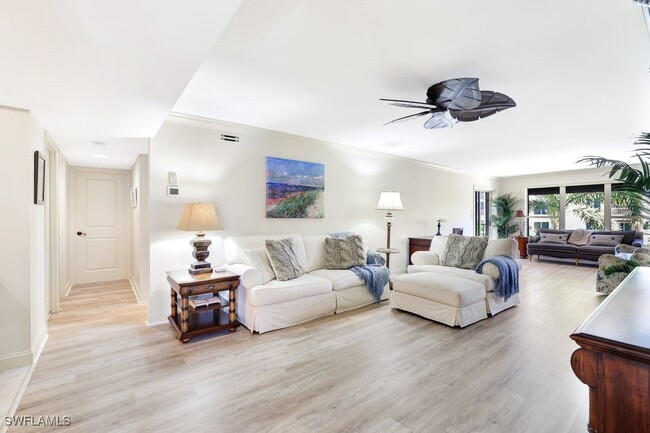 Photo - 4451 Gulf Shore Blvd N Unidad 405