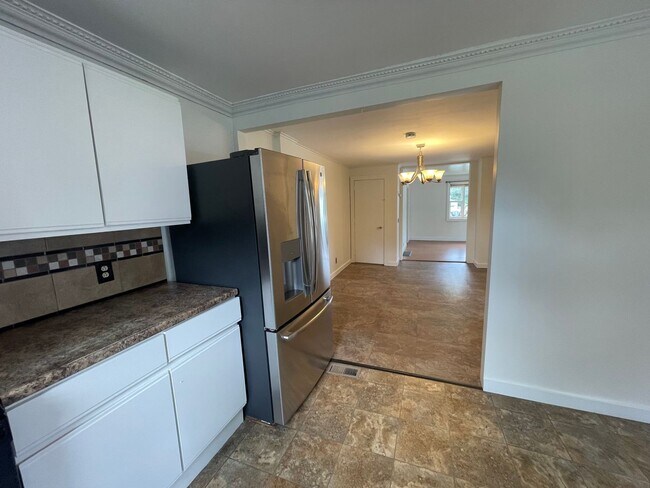 Photo - 2-Bedroom, 2-Bath Duplex Apartment – Quiet Dalton Street | $1,600/Month