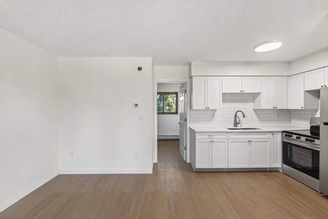 Photo - 1975 Central Ave Unit 7