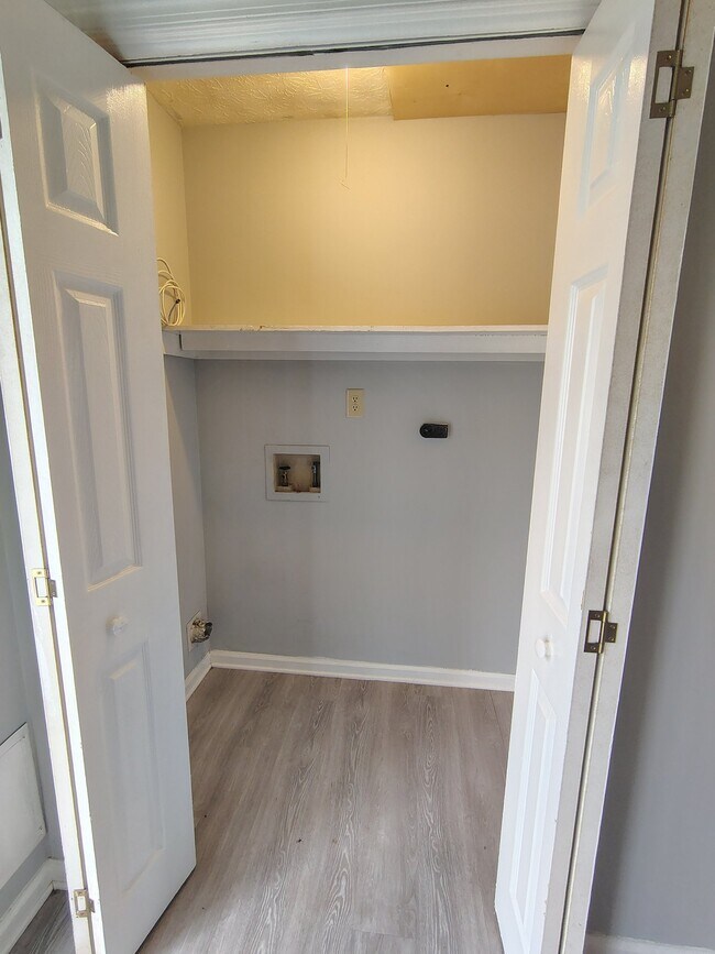 Photo - 16 Duiguid Dr