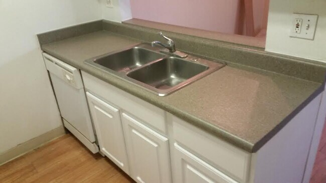 Photo - Citadel Village Apartments