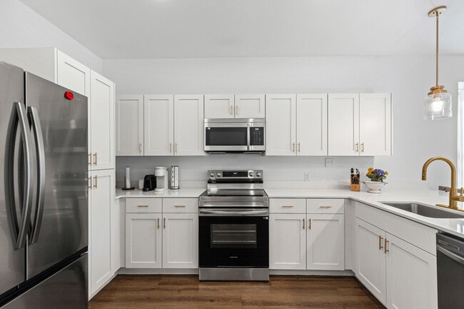 Photo - 3315 S University Dr