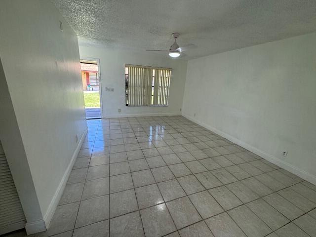 Photo - 4355 Royal Banyan Way