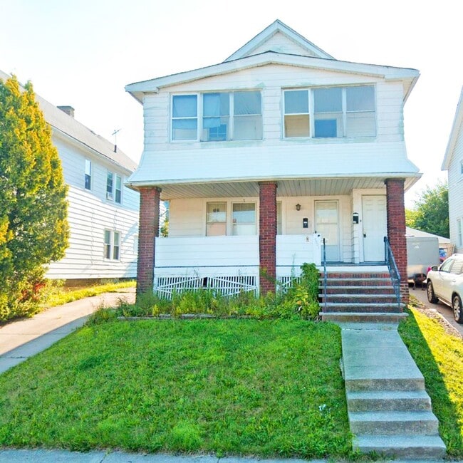 Photo - 4921 E 85th St Apartamento Unidad Down
