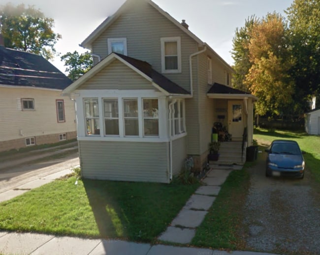 Building Photo - 525 Chestnut St