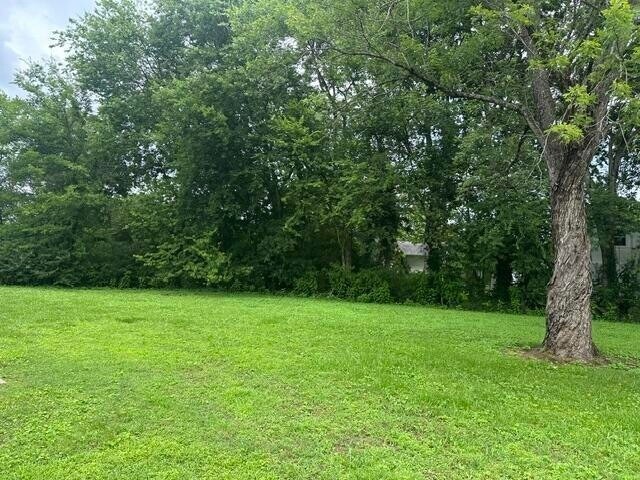 Photo - 8001 Hale Rd