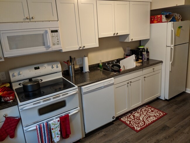 Photo - 186 Juniper Dr Townhome
