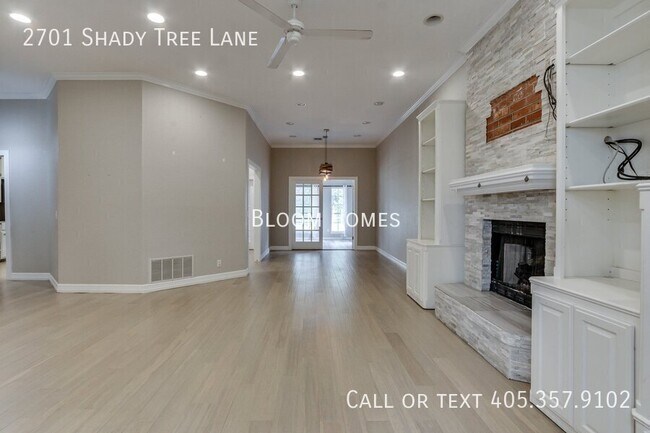 Photo - 2701 Shady Tree Ln