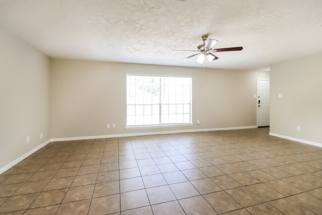 Photo - 8514 Forest Point Dr