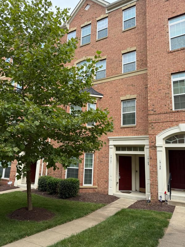 Photo - 15153 Leicestershire St Townhome