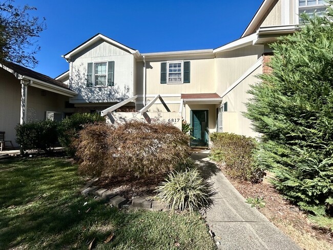 Building Photo - 6817 El Greco Ct
