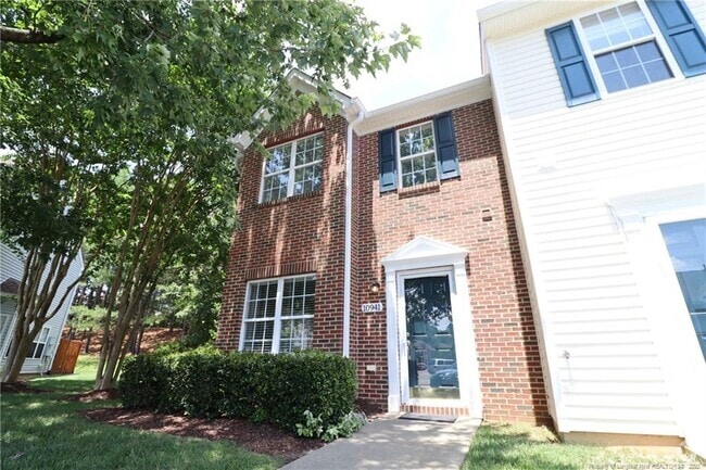 Building Photo - 10941 Pendragon Pl Rental
