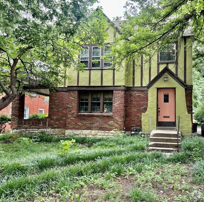 Building Photo - 6038 Rockhill Rd Unit 6038-2 Rental