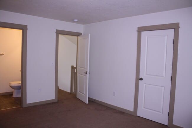 Photo - 1020 S Olympia Pl Unit C
