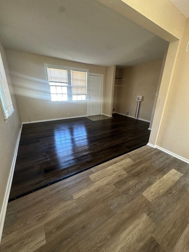 Photo - 45 Riley Manor Cir