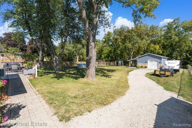 Photo - 4111 S State Rd