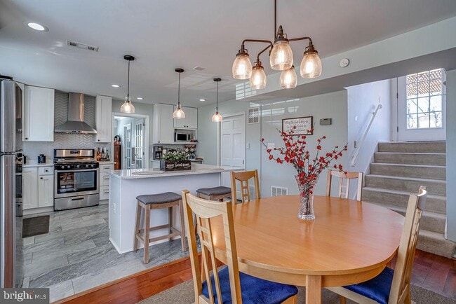 Photo - 8404 Wagon Wheel Rd