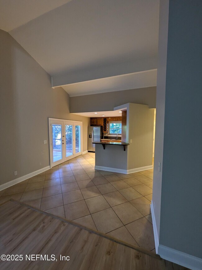 Photo - 10123 Leisure Ln N