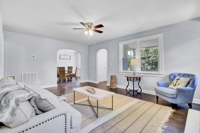 Photo - 1029 Wheeler Dr Unit 1