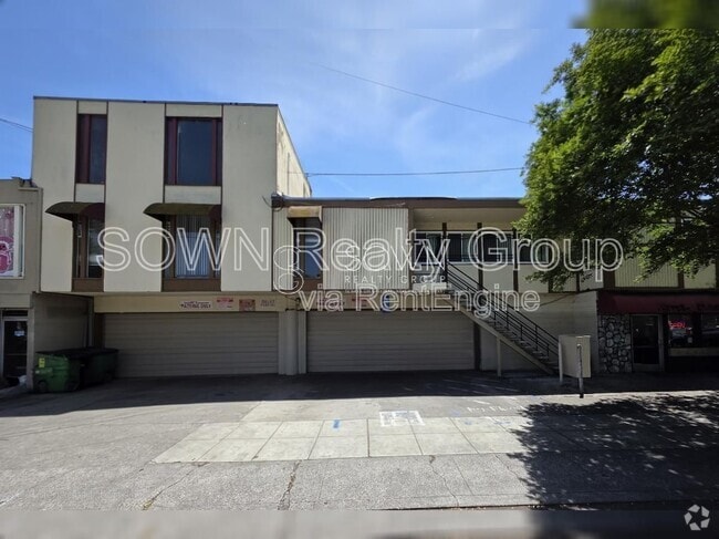 Building Photo - 412 E William St Rental