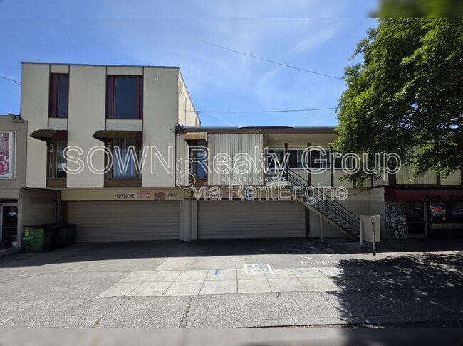 Building Photo - 412 E William St Rental