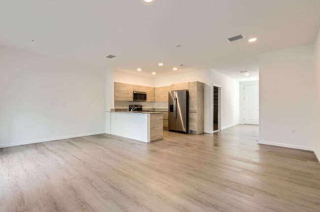 Photo - 1217 Southstation Pl