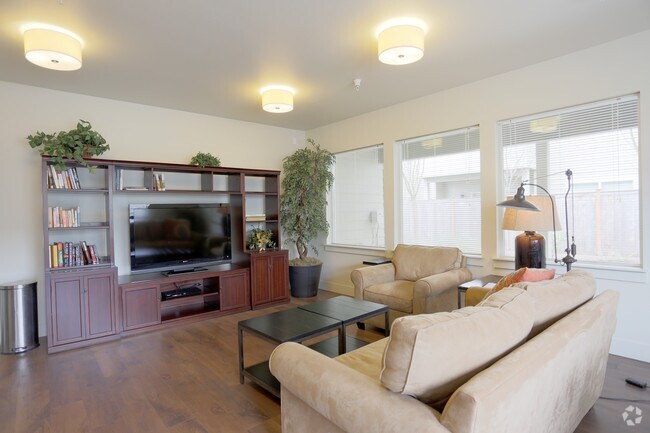 Walnut Creek Apartments