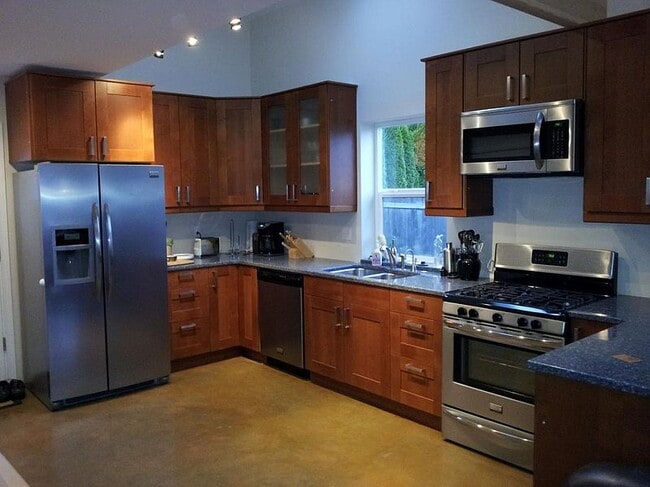 Photo - 6117 NE 9th Ave