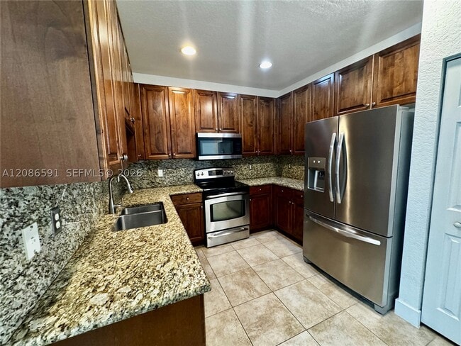 9763 Darlington Pl