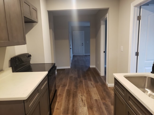 Photo - 385 Church St N Unit 1