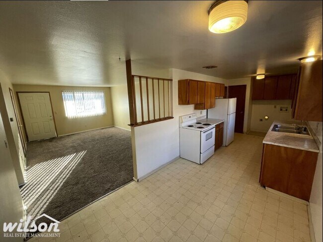 Photo - 8101 - 8103 &nbsp;Tieton Drive (11-05) Unit 8103