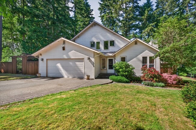 Building Photo - Coastal Elegance Near Sunrise Beach: Luxury 3BR/2.5BA Gig Harbor Home