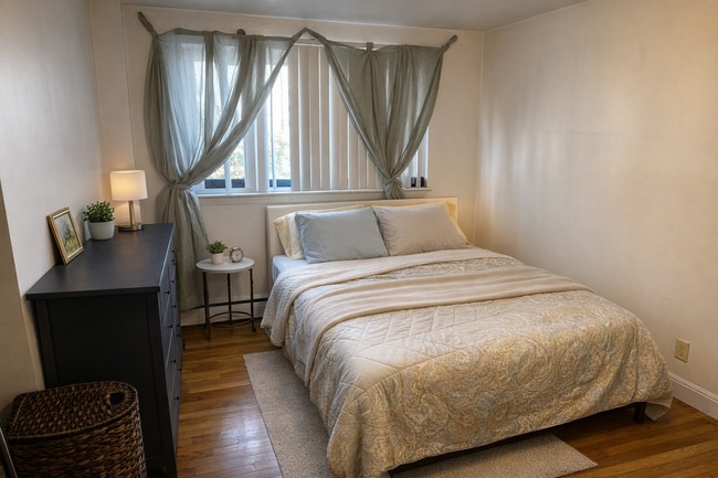 Photo - 199 Winthrop Rd Unit 3