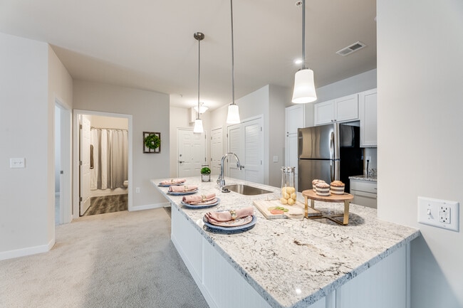 Photo - Merchants Square Residences