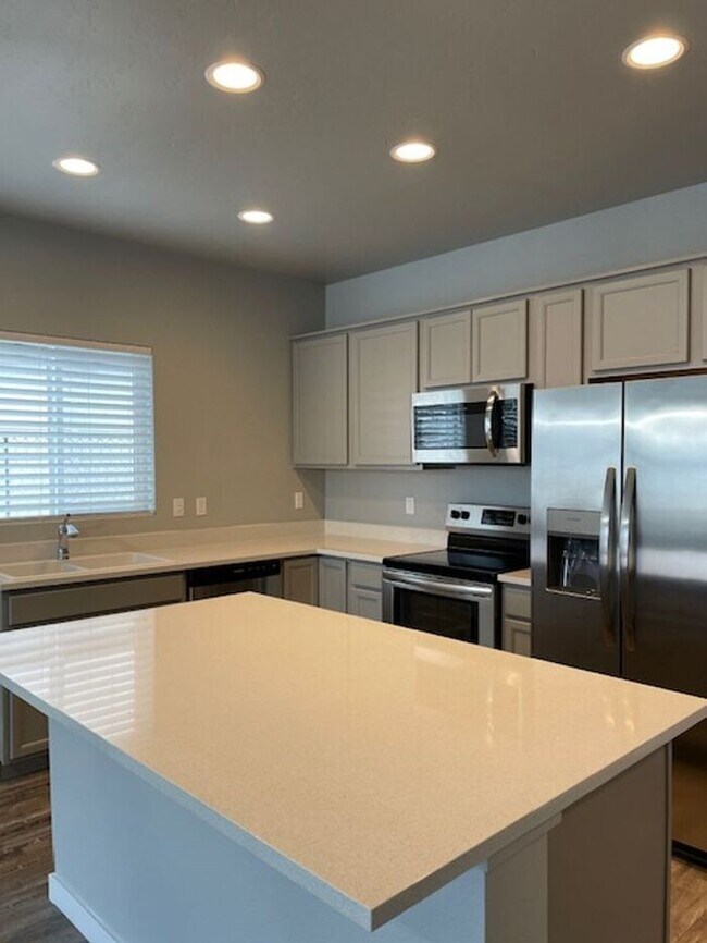 Photo - Roe Street Townhomes