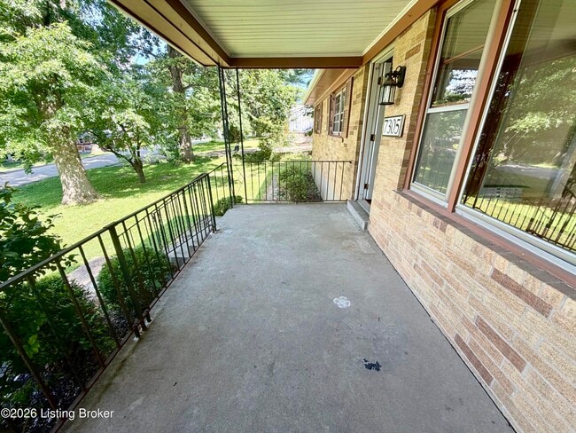 Photo - 7305 Meadow Rd
