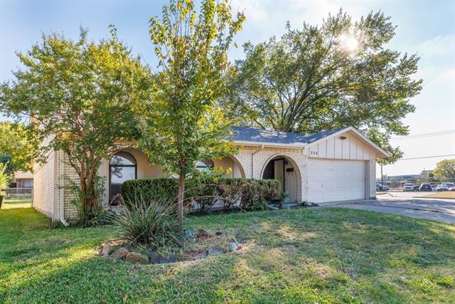 Photo - 204 E Grubb Dr