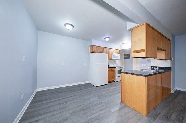 Photo - 260 W Unadilla St Unit 5