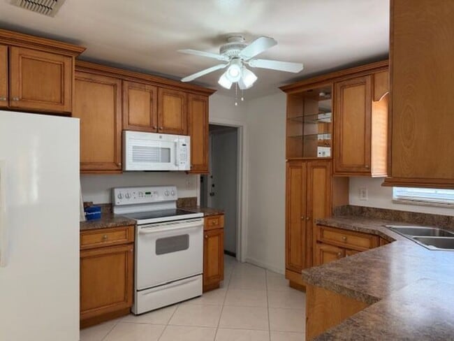 Photo - Easy Living with this 3 Bedroom Home on oversized fenced lot.