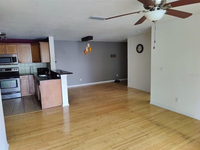 Photo - 7524 Seurat St Unidad 12205