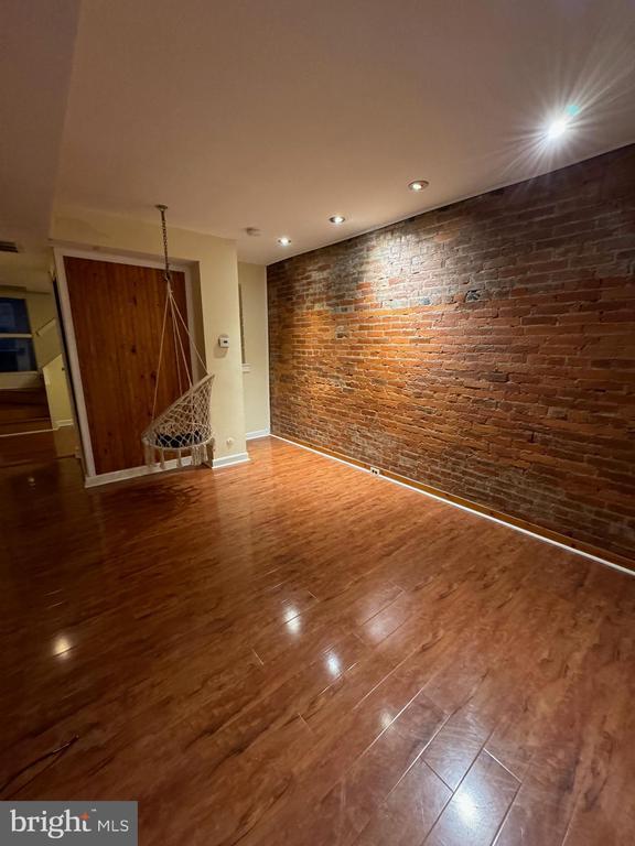 Building Photo - 1415 Lombard St Rental