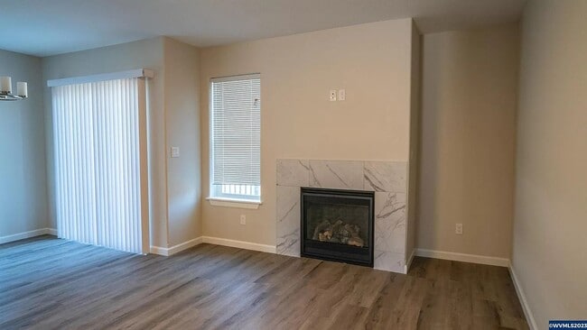 Photo - Newly Built 3 Bed / 3 Bath Duplex! $500 Amazon Gift Card! First 1.5 Month's Rent Is Free!