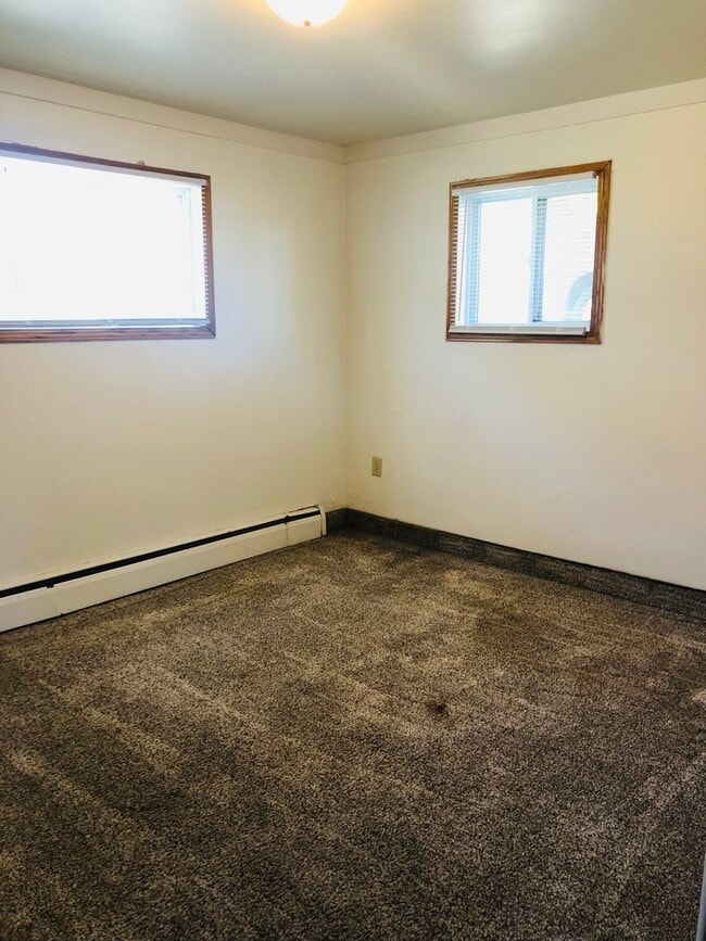 Photo - 605 4th St NE Unit 3