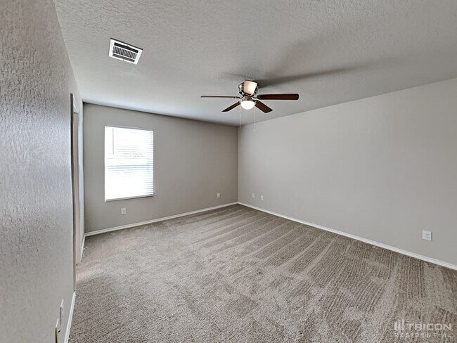 Photo - 8718 Segura Wy