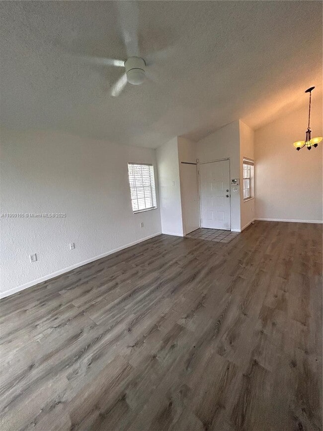 Building Photo - 2841 N Oakland Forest Dr Unit 211