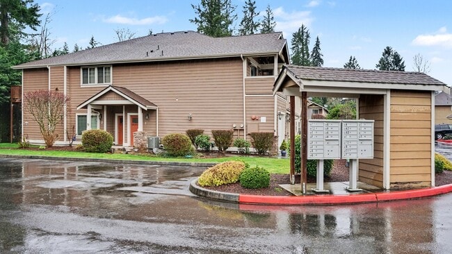 Building Photo - 2bd/1ba Maple Valley Condo Unit B1